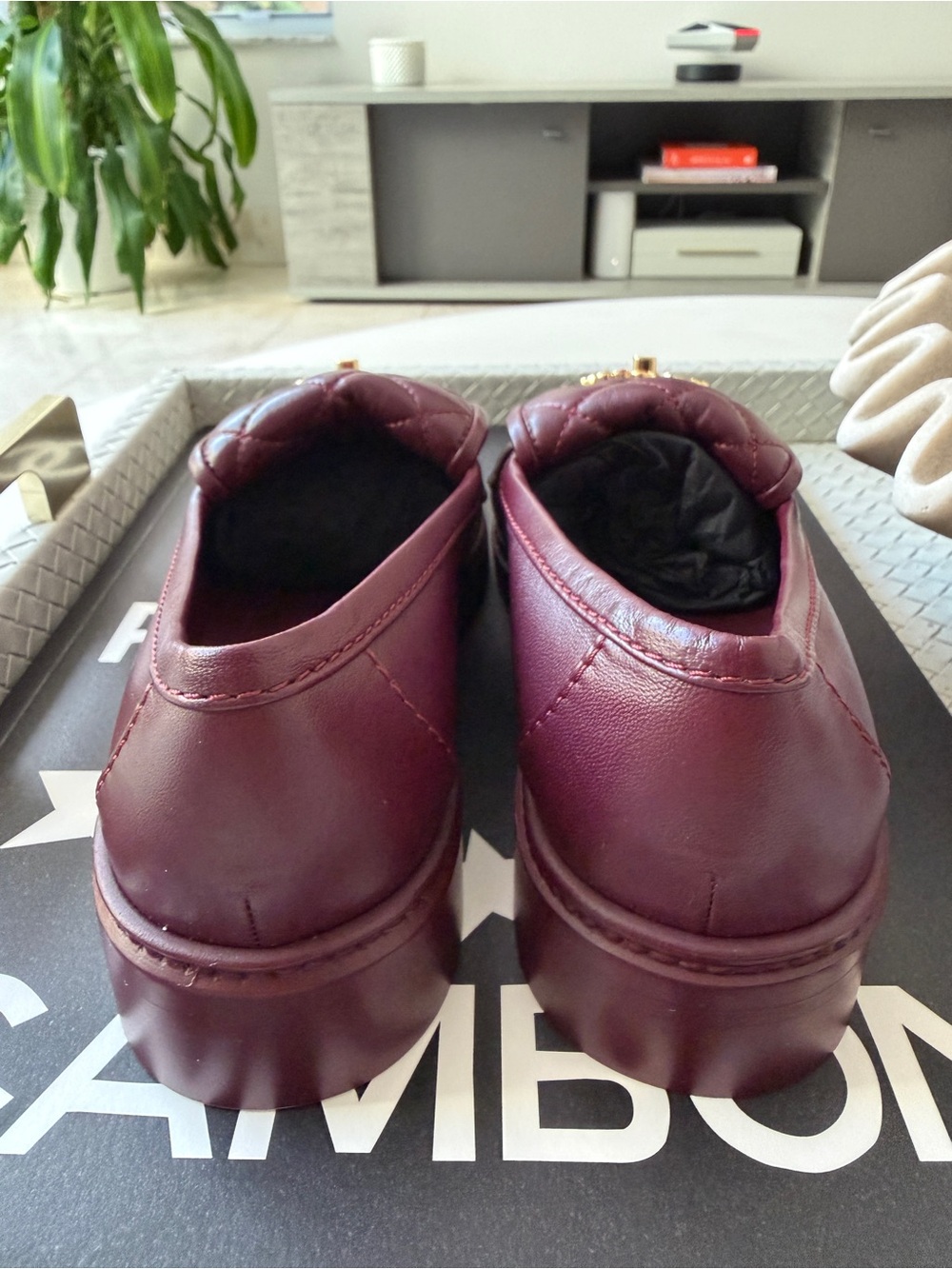 CHANEL BURGUNDY LEATHER LOAFERS OXFORD SHOES GOLD STRASS GEMS CC TURNLOCK 37 - Picture 12 of 17